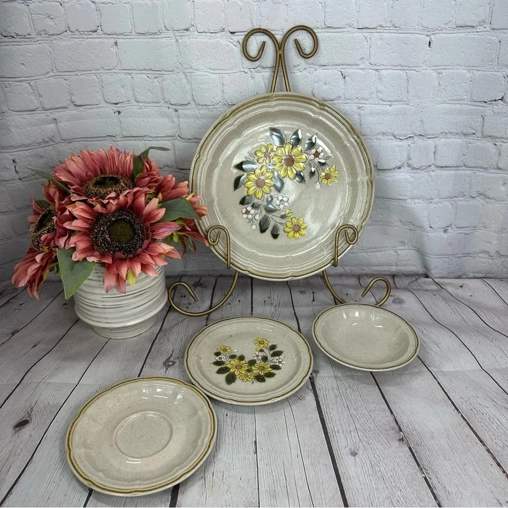 vtg handpainted Spring Daisy by CROWN MANOR plate set cottage retro farmhouse